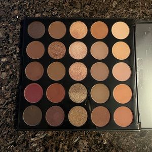 Morphe Bronzed Mocha 25B Eyeshadow Palette